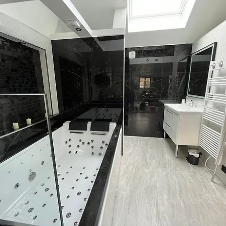 Aux Quatre Petits Clos Appartement Jouars-Pontchartrain